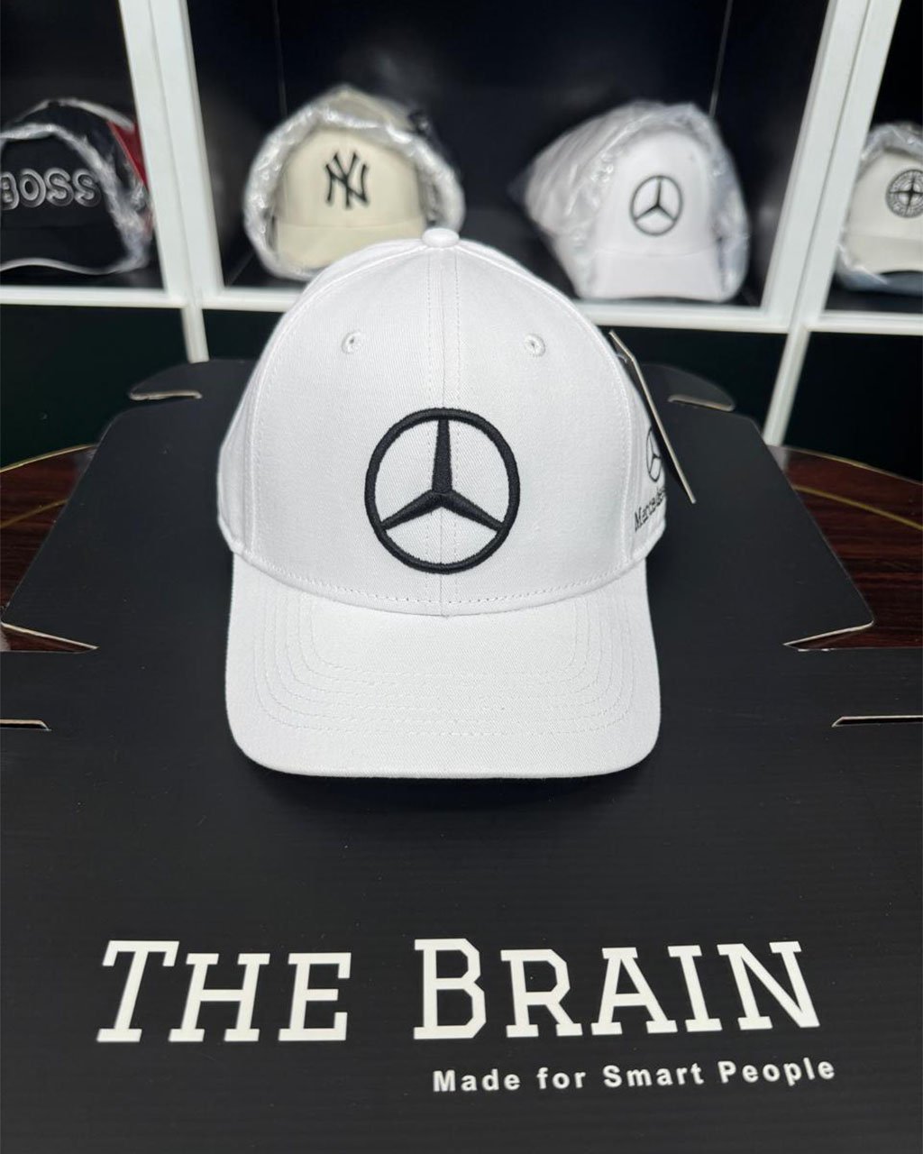 Mercedes Benz view 4