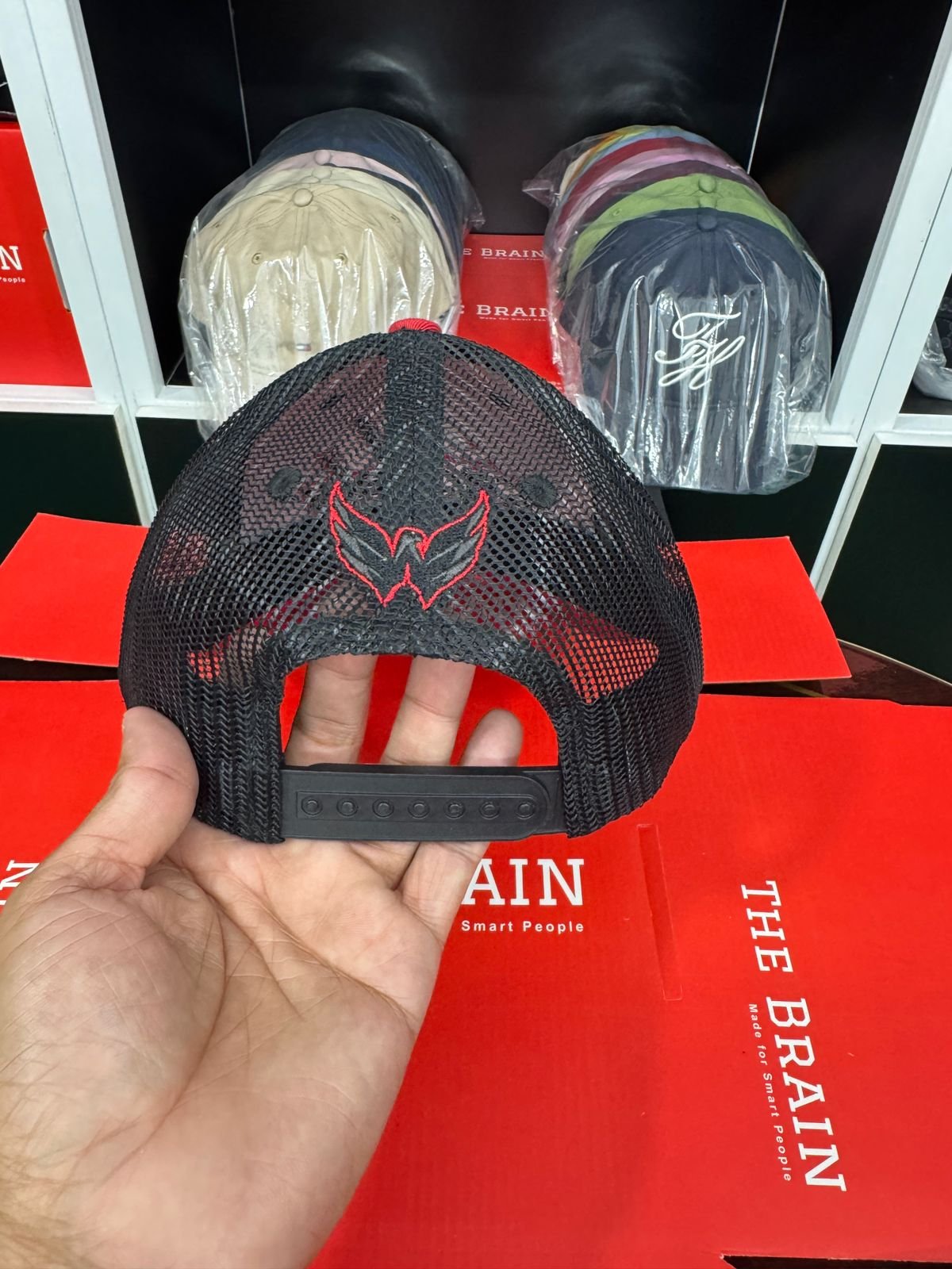 Washington Capitals Mesh Trucker Snapback Cap view 2