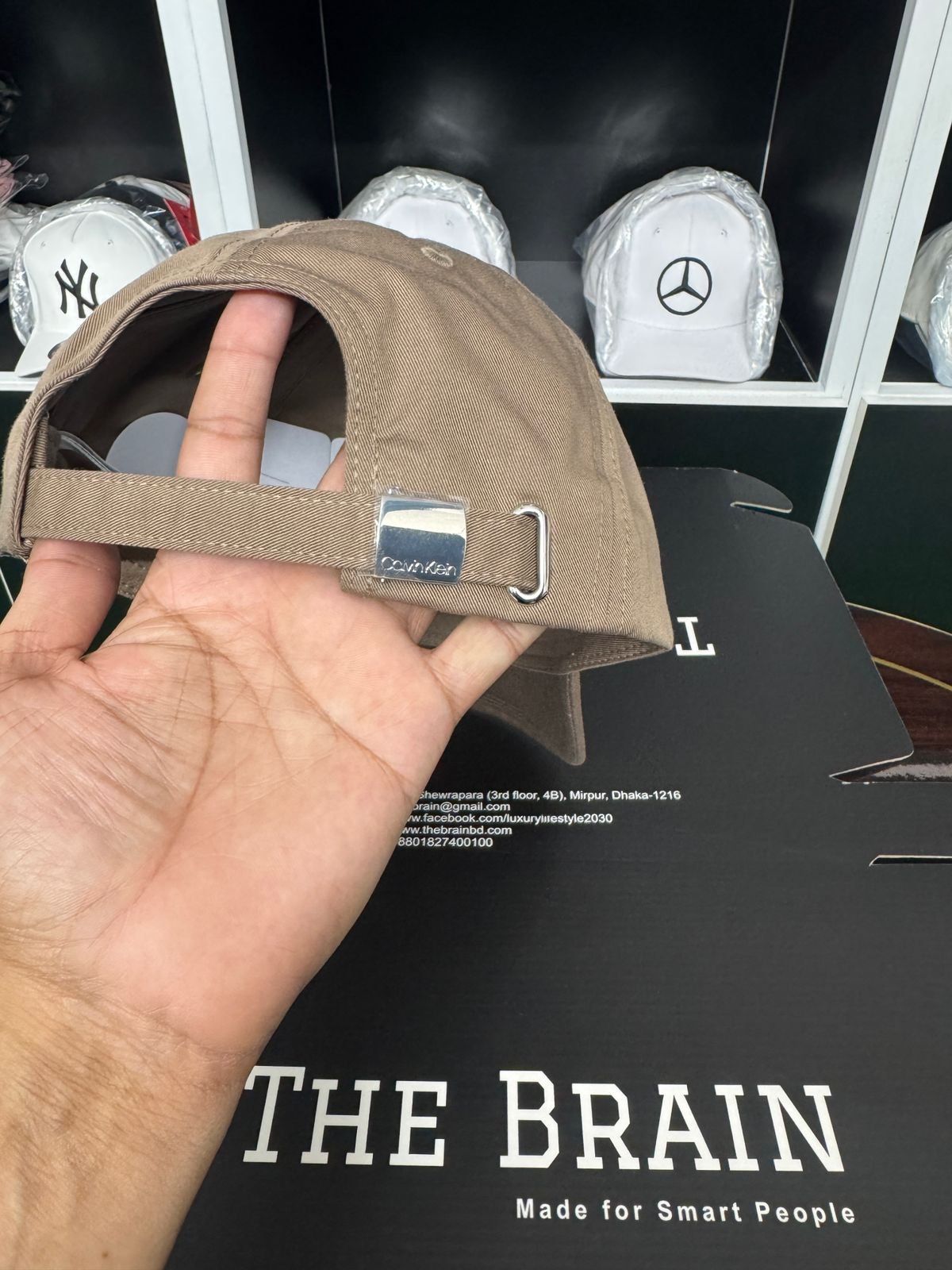 Calvin Klein Sand Cap view 3